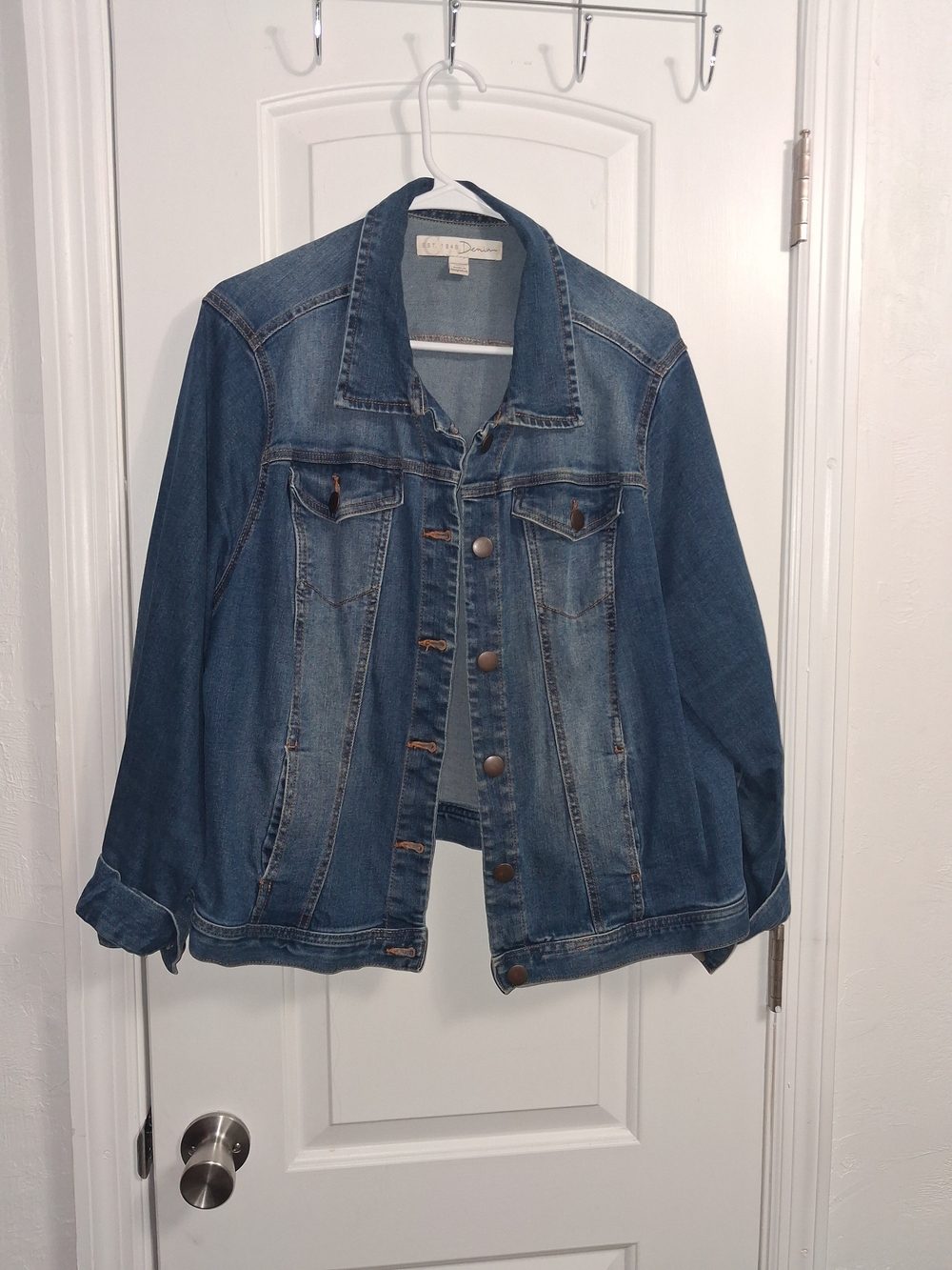 Relaxed Blue Denim Jacket - Women